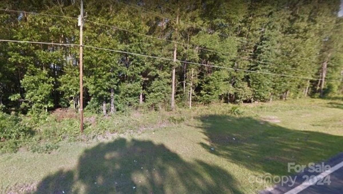 Picture of Residential Land For Sale in Laurinburg, North Carolina, United States