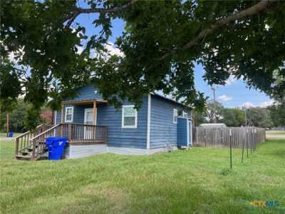 Home For Sale in Yoakum, Texas