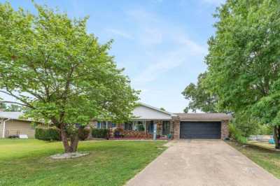 Home For Sale in Forsyth, Missouri