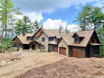 Home For Sale in Cashiers, North Carolina