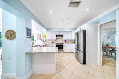 Home For Sale in Lighthouse Point, Florida