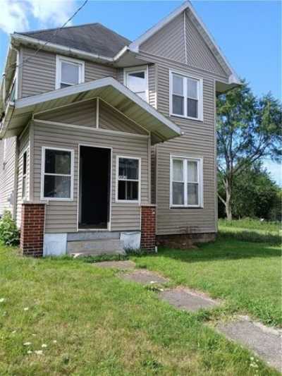 Home For Sale in Sharon, Pennsylvania