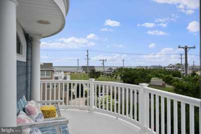 Home For Sale in Harvey Cedars, New Jersey