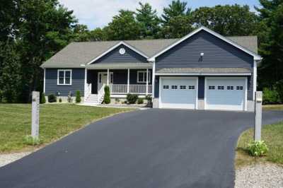 Home For Sale in Uxbridge, Massachusetts