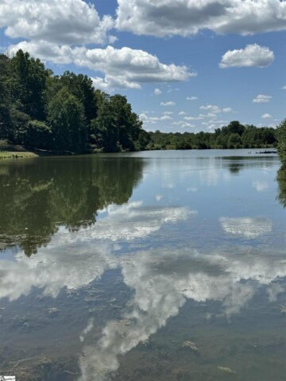 Picture of Residential Land For Sale in Liberty, South Carolina, United States