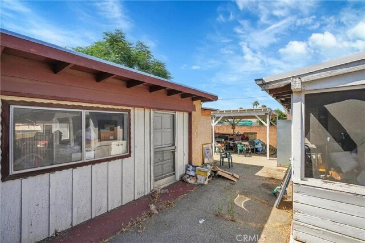 Picture of Home For Sale in San Fernando, California, United States