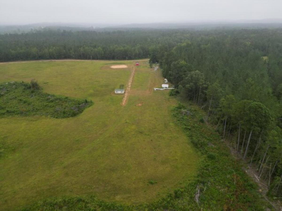 Picture of Residential Land For Sale in Mantee, Mississippi, United States