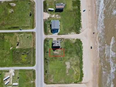 Residential Land For Sale in Gilchrist, Texas