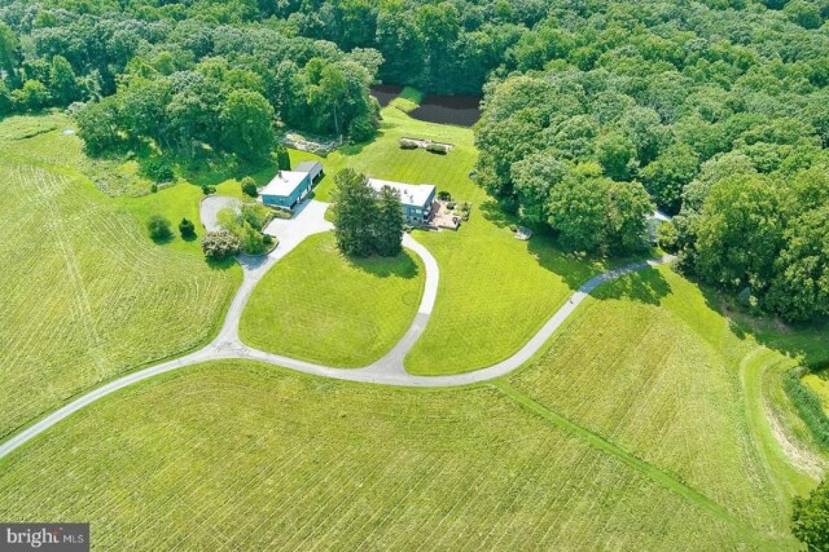 Picture of Home For Sale in Downingtown, Pennsylvania, United States