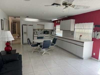 Home For Sale in Cooper City, Florida