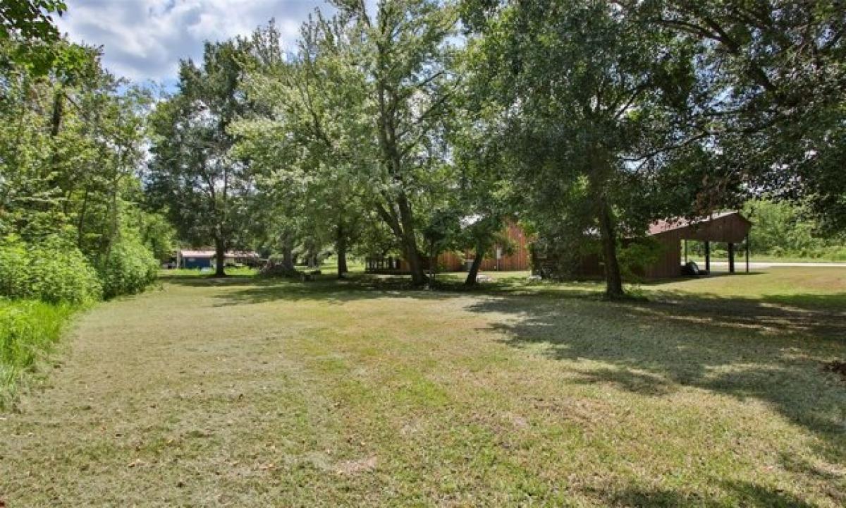 Picture of Home For Sale in Liberty, Texas, United States