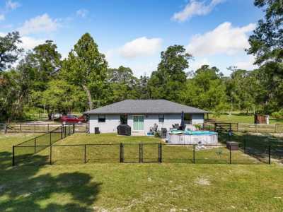 Home For Sale in Old Town, Florida