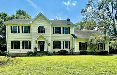 Home For Sale in Milford, Connecticut