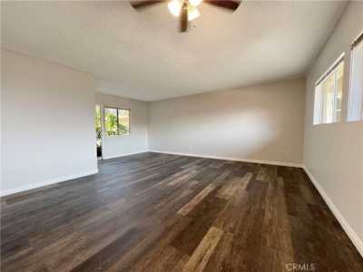 Apartment For Rent in Long Beach, California