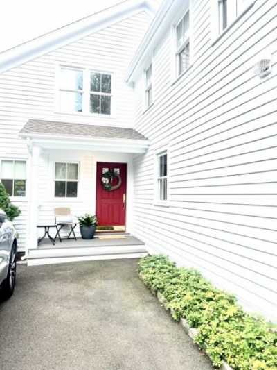 Home For Rent in New Canaan, Connecticut