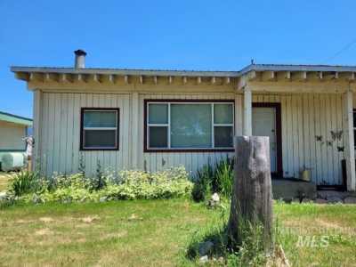 Home For Sale in New Meadows, Idaho