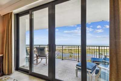 Home For Sale in Clearwater Beach, Florida