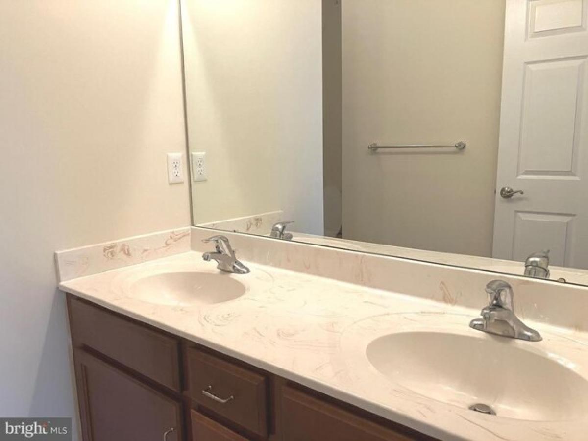 Picture of Apartment For Rent in Hamilton, New Jersey, United States