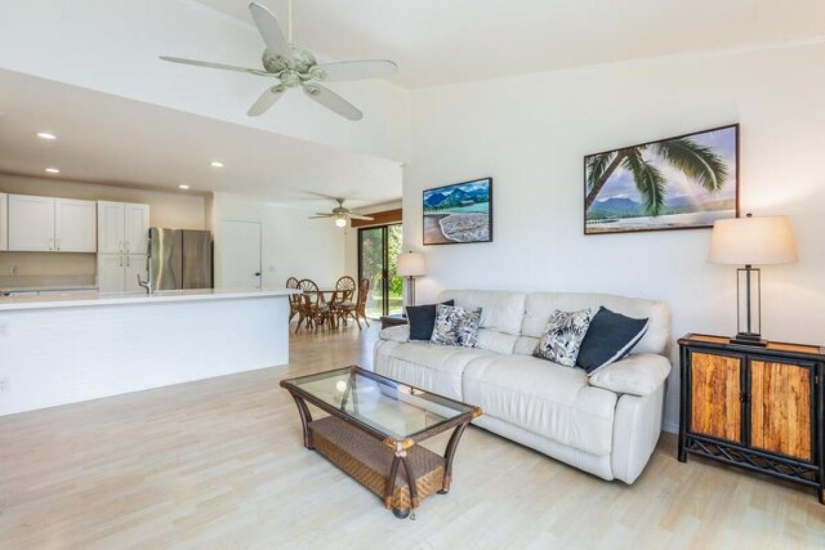 Picture of Home For Sale in Princeville, Hawaii, United States