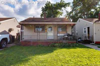 Home For Sale in Melvindale, Michigan