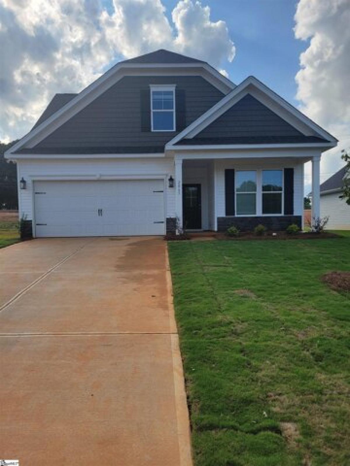 Picture of Home For Sale in Boiling Springs, South Carolina, United States