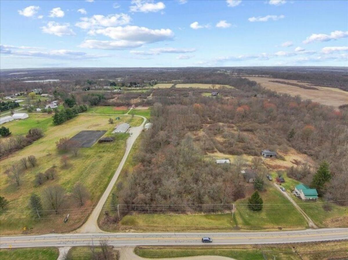 Picture of Home For Sale in Newark, Ohio, United States