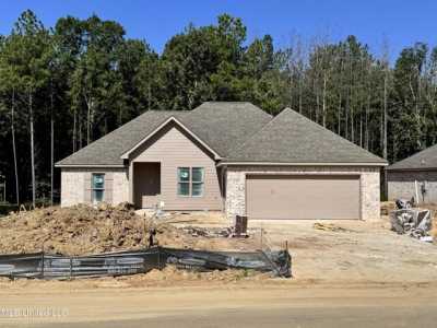 Home For Sale in Pearl, Mississippi