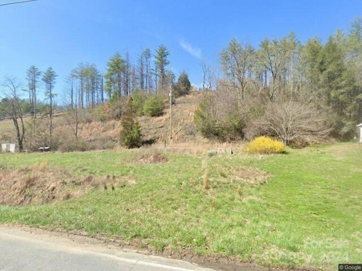 Picture of Residential Land For Sale in Marshall, North Carolina, United States