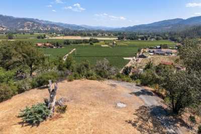 Residential Land For Sale in Calistoga, California