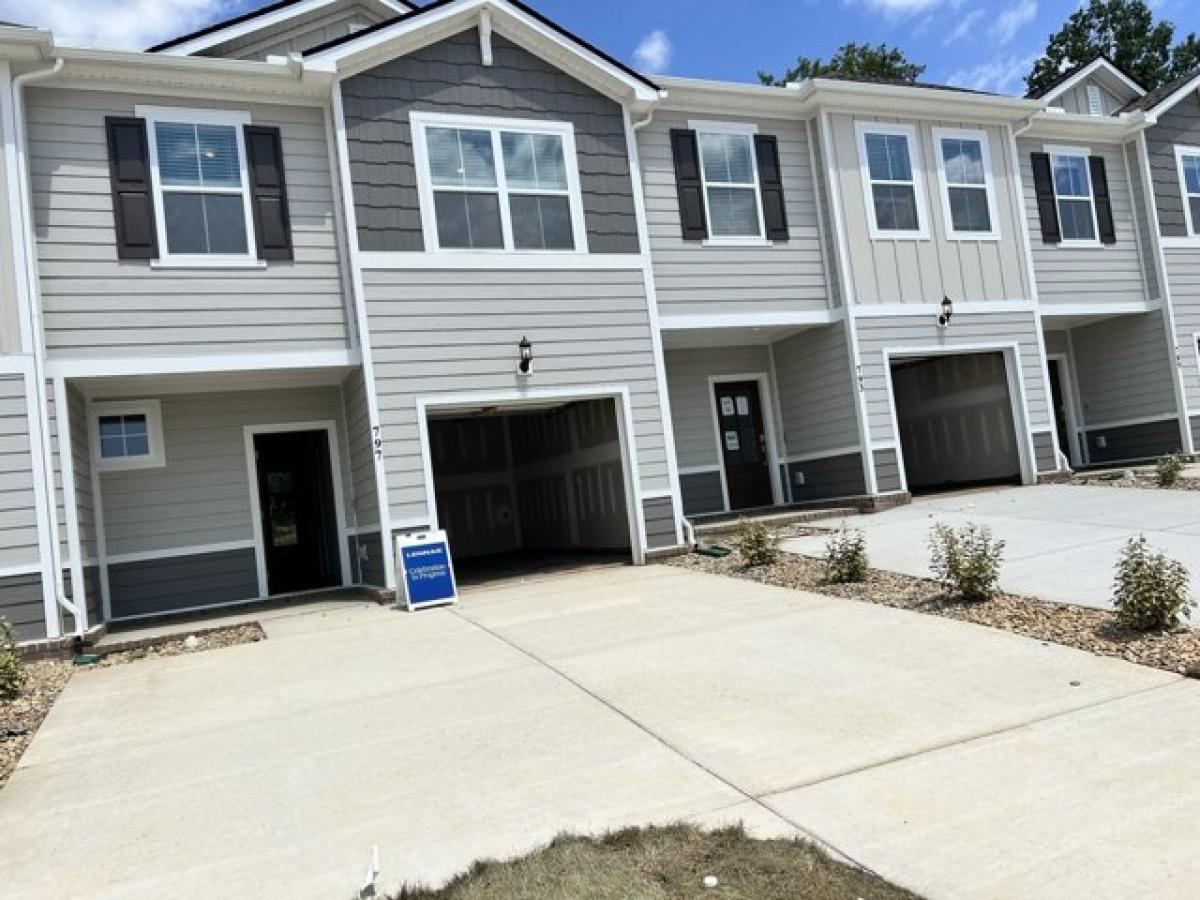 Picture of Home For Rent in White House, Tennessee, United States