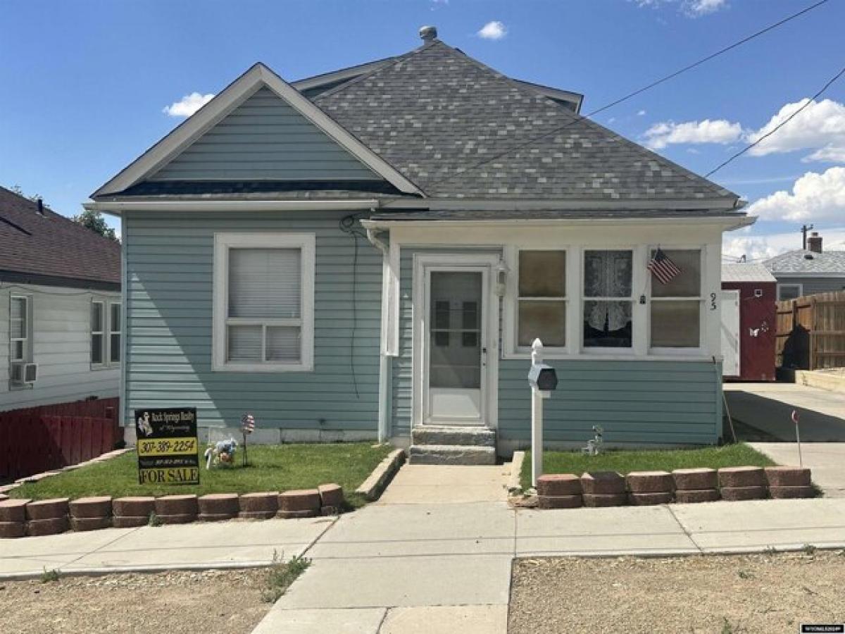 Picture of Home For Sale in Rock Springs, Wyoming, United States