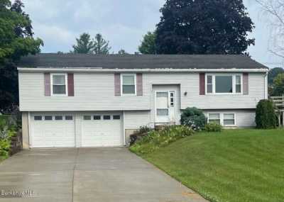 Home For Sale in Pittsfield, Massachusetts