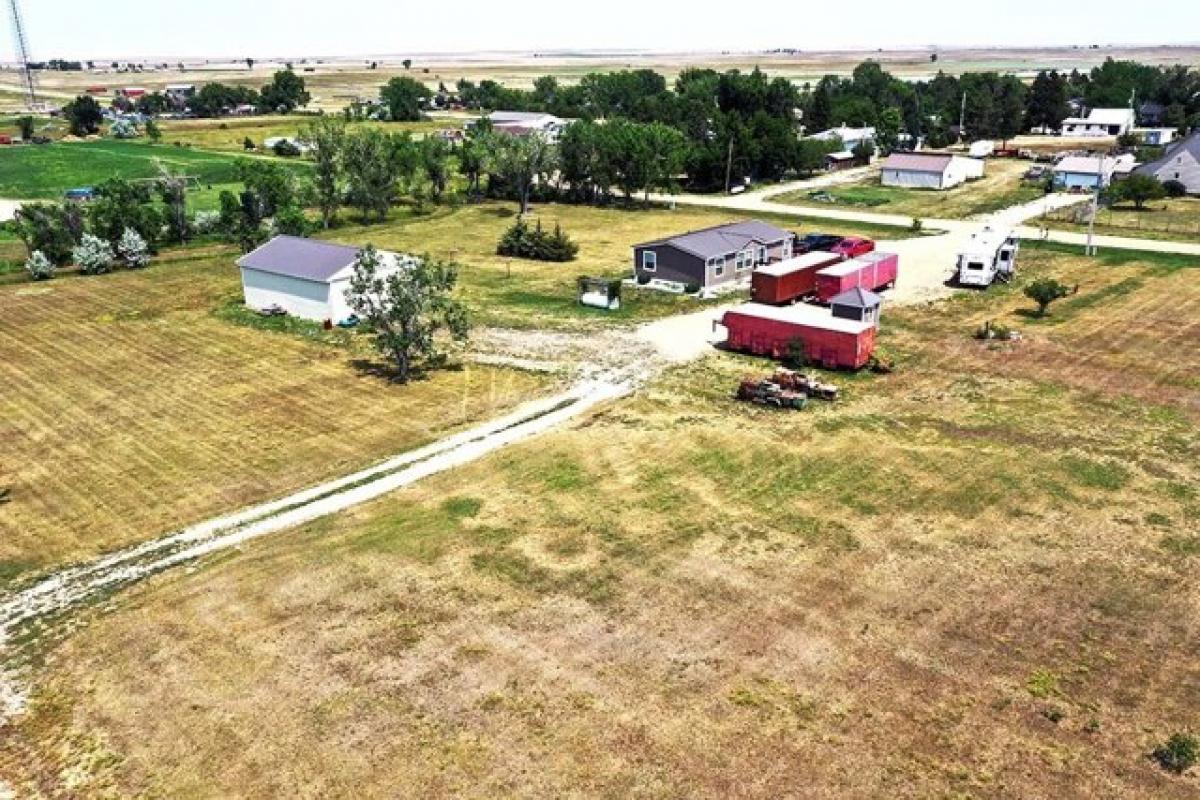 Picture of Home For Sale in Newell, South Dakota, United States