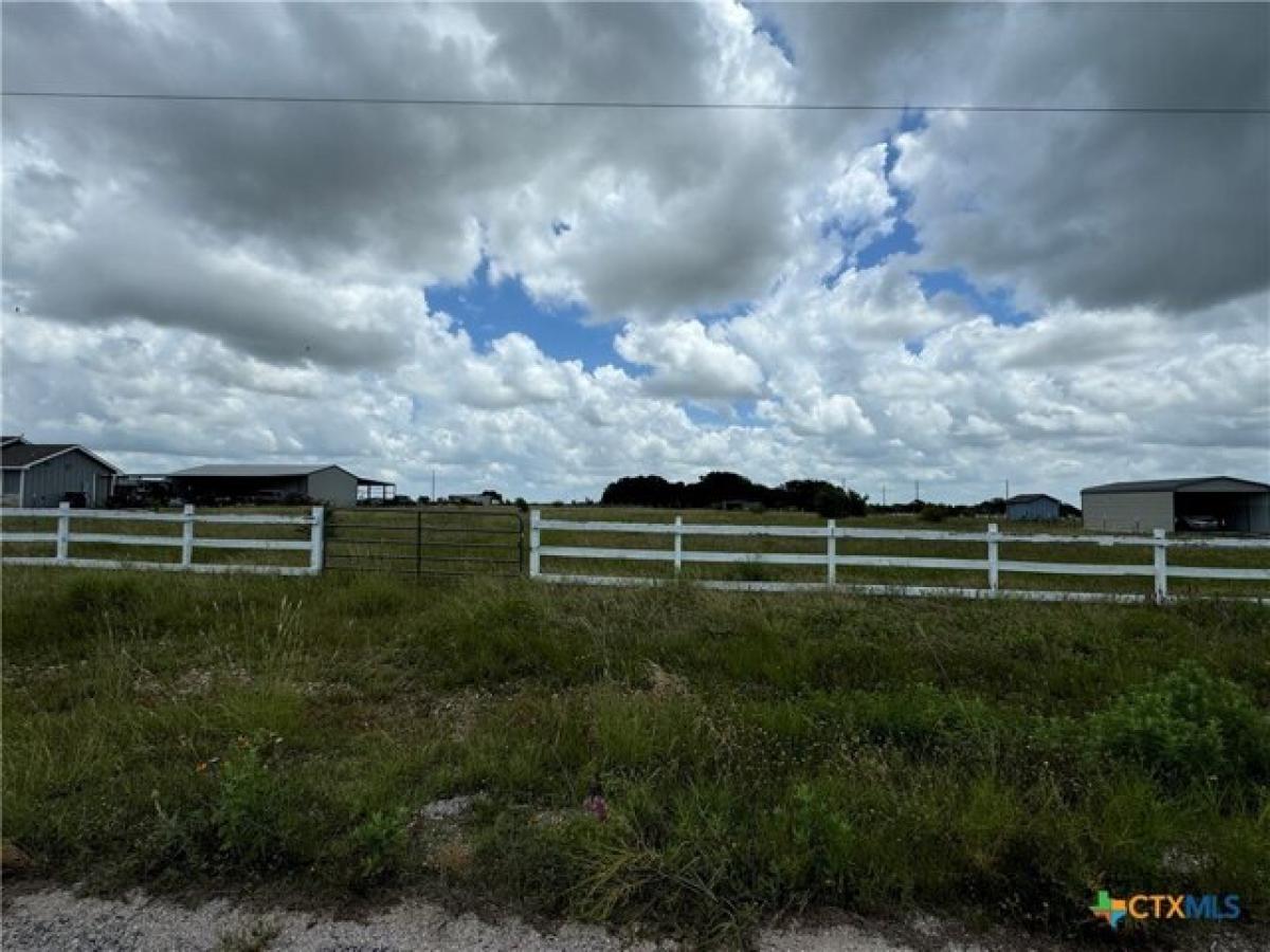 Picture of Residential Land For Sale in Bertram, Texas, United States