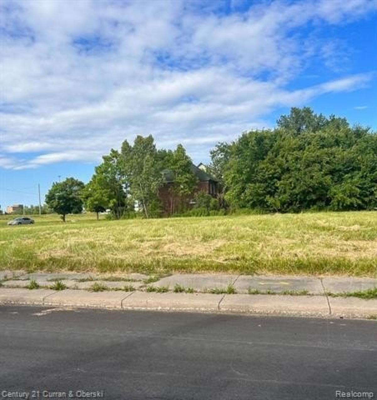 Picture of Residential Land For Sale in Detroit, Michigan, United States