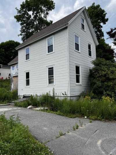 Home For Sale in Bath, Maine