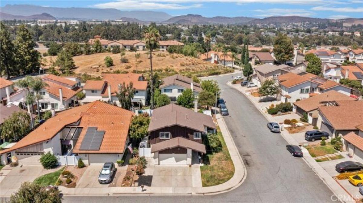 Picture of Home For Sale in Newbury Park, California, United States