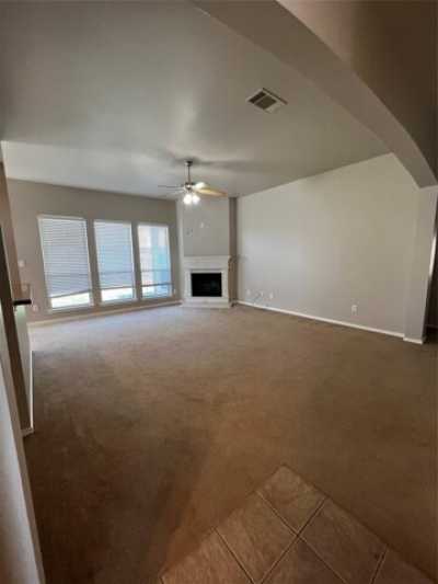 Home For Rent in Midlothian, Texas