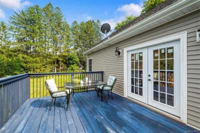 Home For Sale in Cuddebackville, New York