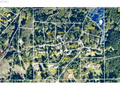 Residential Land For Sale in North Bend, Oregon