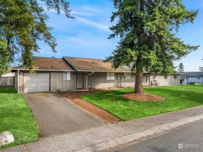 Home For Sale in Lake Stevens, Washington