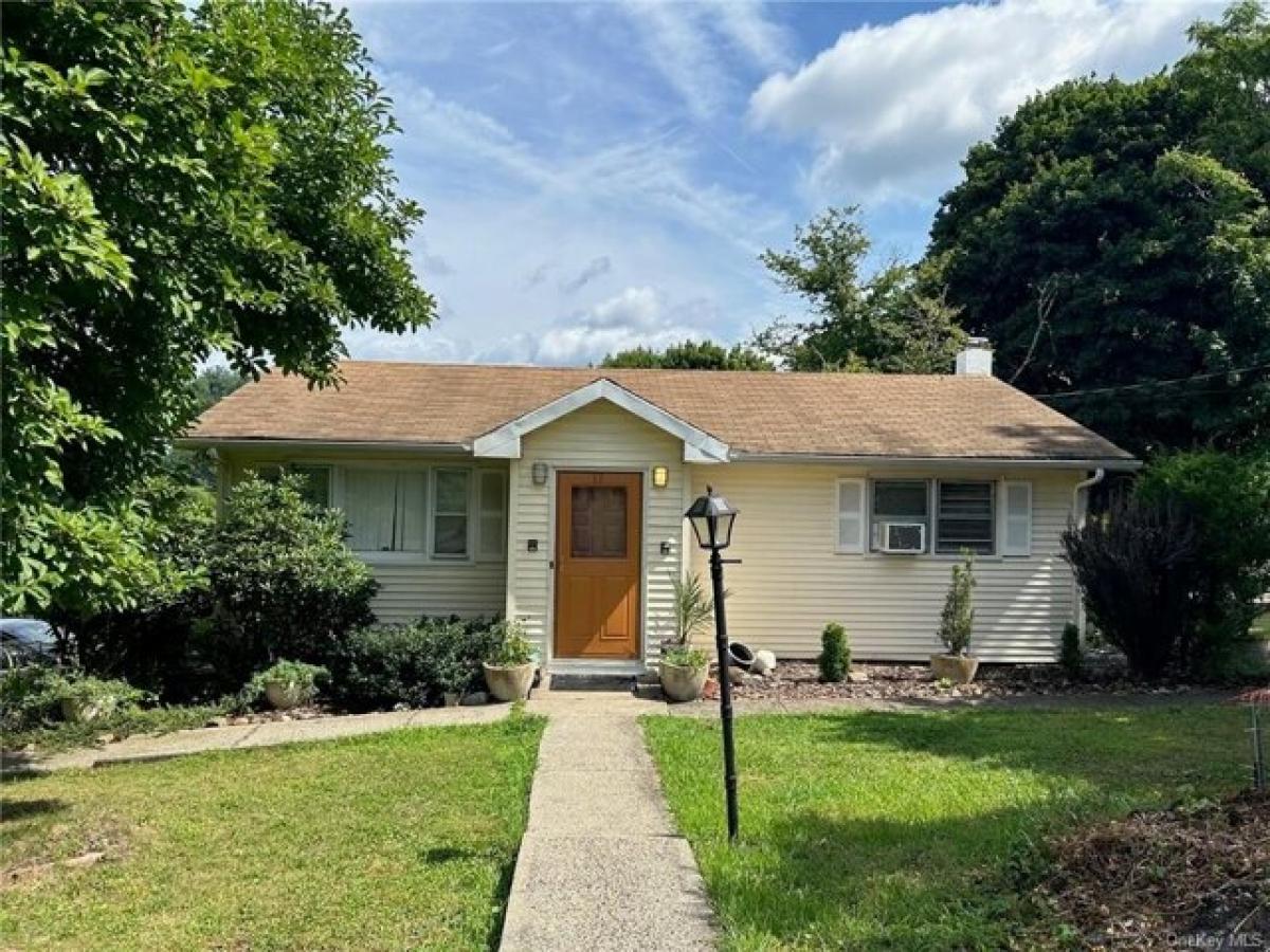 Picture of Home For Sale in Nyack, New York, United States