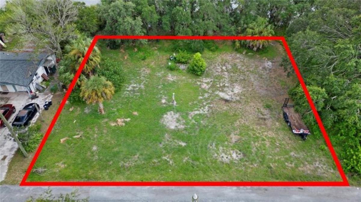 Picture of Residential Land For Sale in New Port Richey, Florida, United States