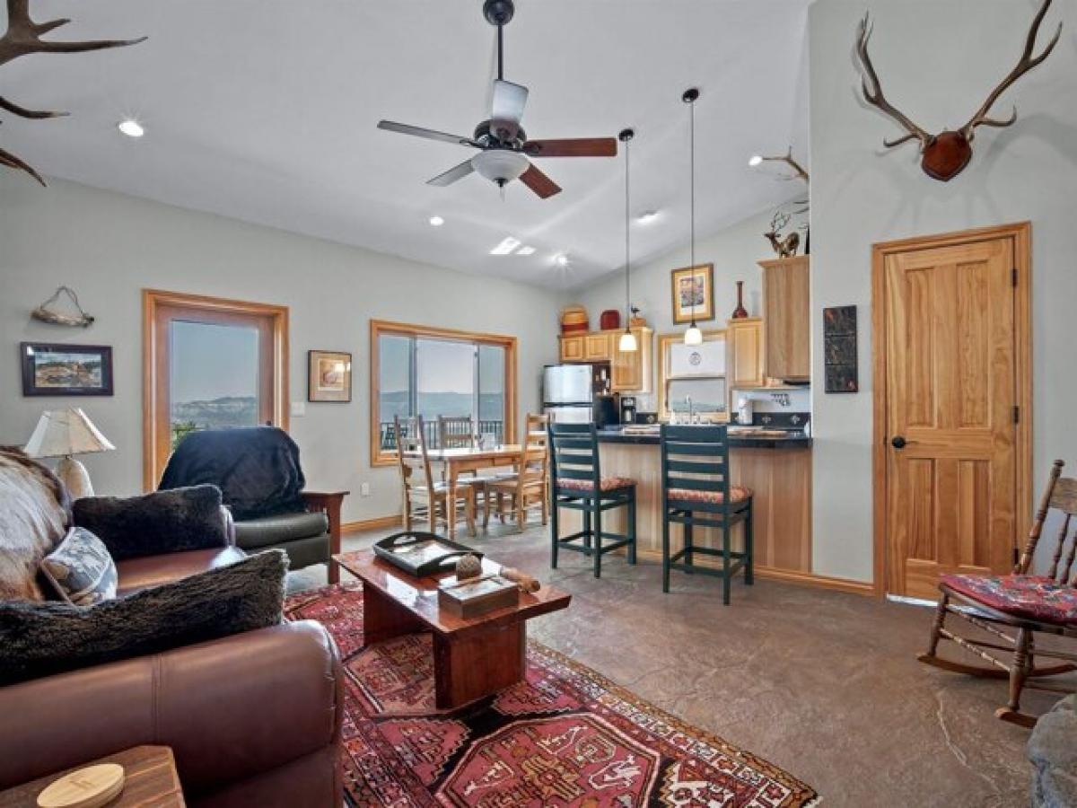 Picture of Home For Sale in Mesa, Colorado, United States