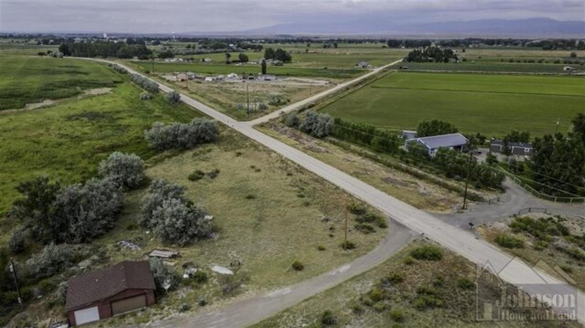 Picture of Residential Land For Sale in Lovell, Wyoming, United States