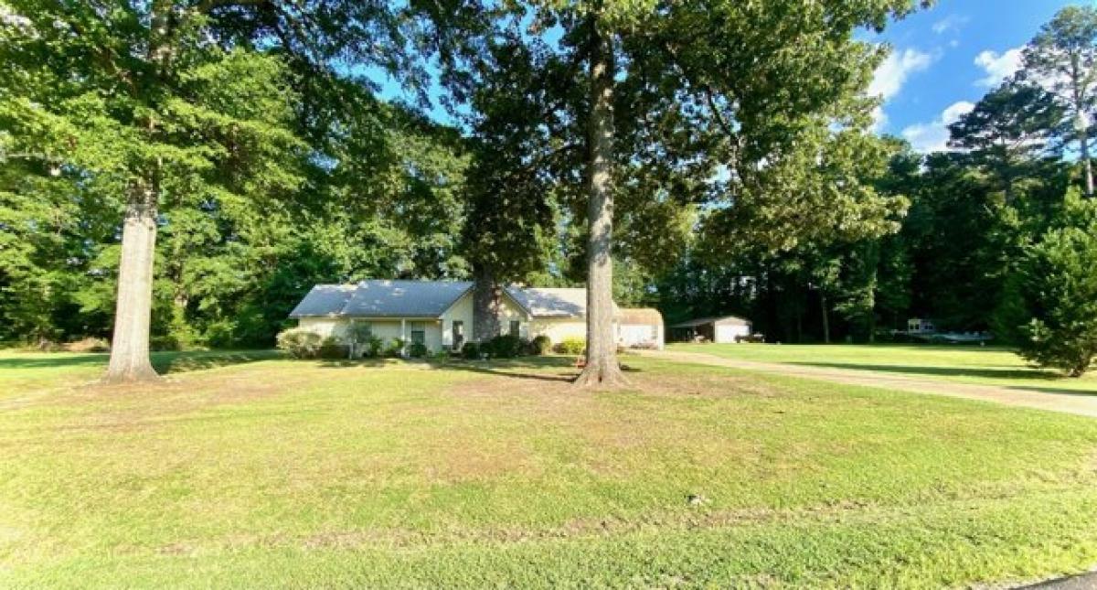 Picture of Home For Sale in Pickensville, Alabama, United States