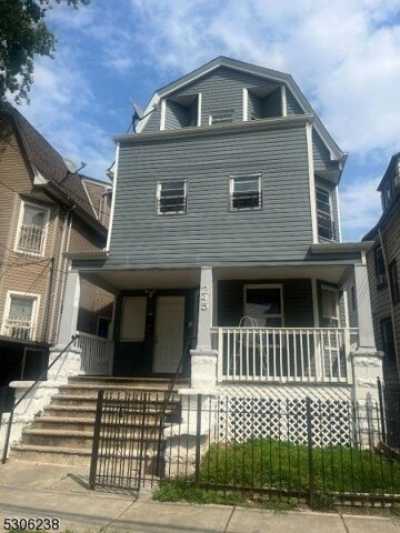 Apartment For Rent in Newark, New Jersey