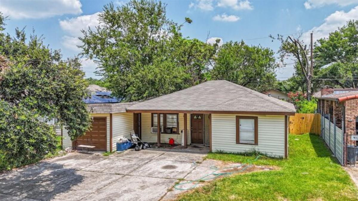 Picture of Home For Sale in Galena Park, Texas, United States