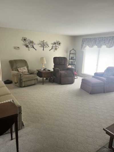 Home For Sale in Birch Run, Michigan