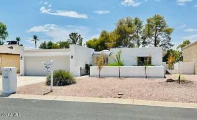 Home For Sale in Sun Lakes, Arizona